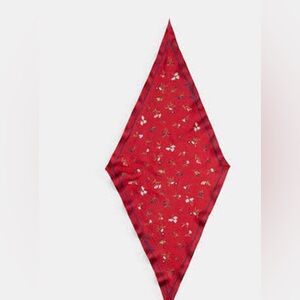 Coach 🆕 Tossed Floral Print Silk Diamond Scarf red enamel